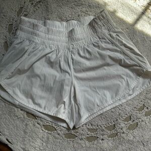 White lululemon shorts